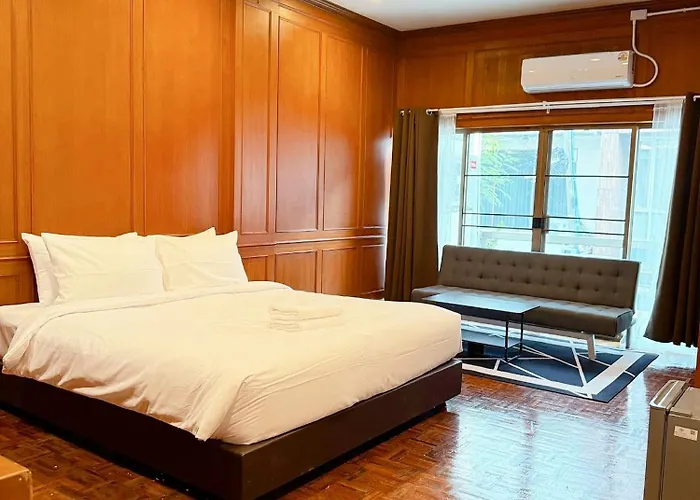 Xx On Sukhumvit Soi 11 - สเตย์ ออน สุขุมวิท 11 Pro