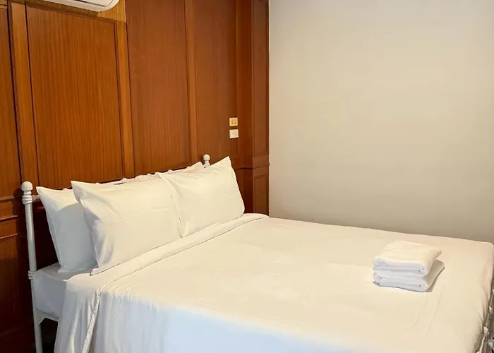 Apartment Xx On Sukhumvit Soi 11 - สเตย์ ออน สุขุมวิท 11 Pro Bangkok