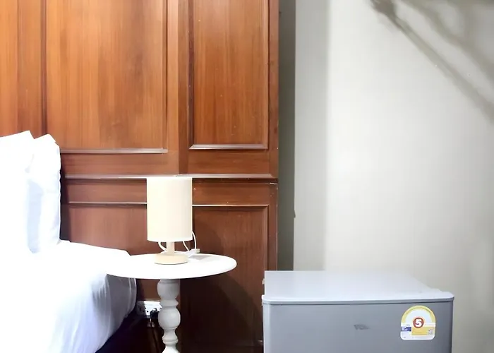 Apartment Xx On Sukhumvit Soi 11 - สเตย์ ออน สุขุมวิท 11 Pro *