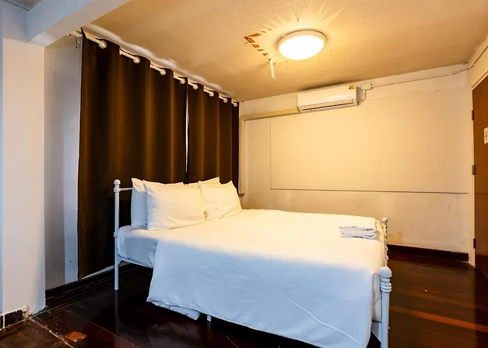 Xx On Sukhumvit Soi 11 - สเตย์ ออน สุขุมวิท 11 Pro