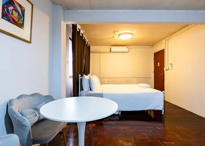 Xx On Sukhumvit Soi 11 - สเตย์ ออน สุขุมวิท 11 Pro Apartment