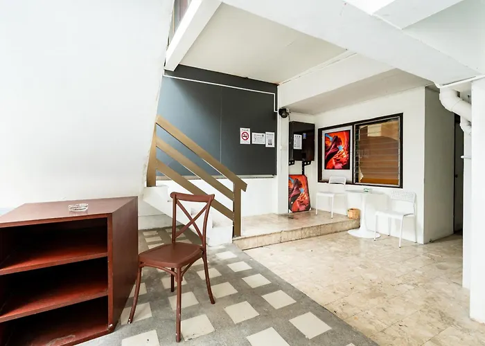 Xx On Sukhumvit Soi 11 - สเตย์ ออน สุขุมวิท 11 Pro
